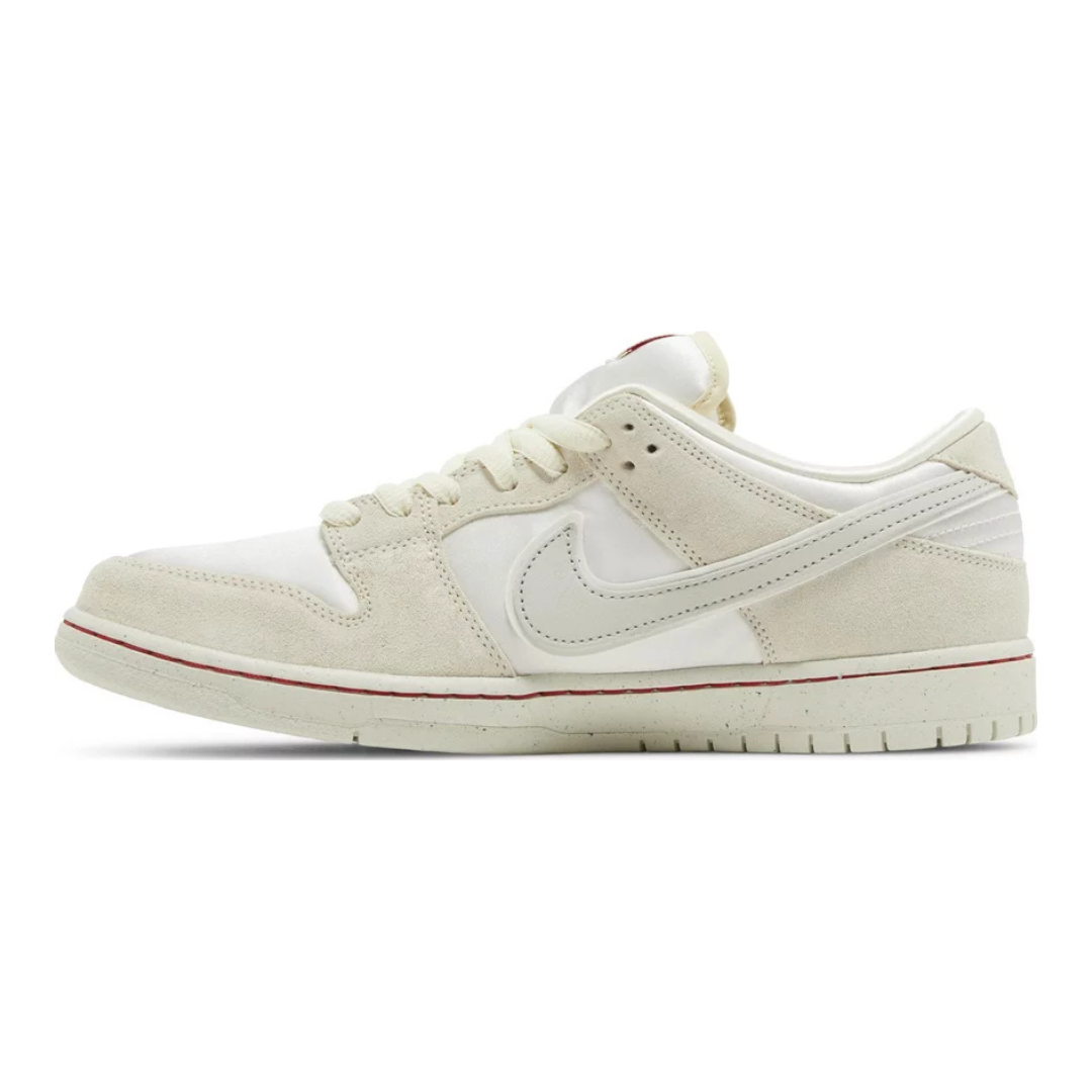 NK Dunk Low SB City of Love Light Bone