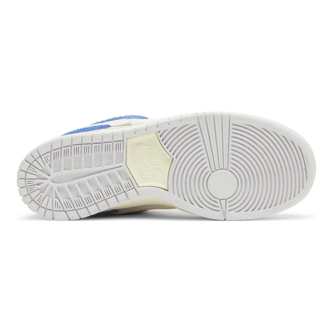NK Dunk Low SB Fly Streetwear